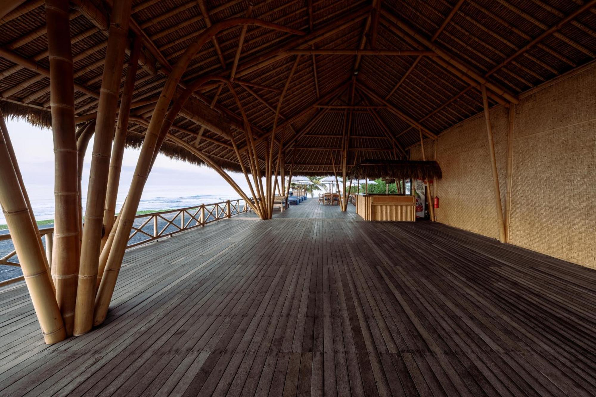 Hotel Komune&Beach Club Bali Keramas Exterior foto