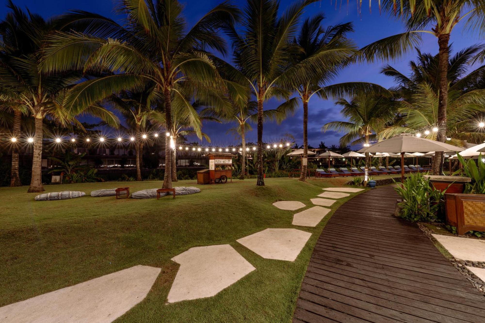 Hotel Komune&Beach Club Bali Keramas Exterior foto