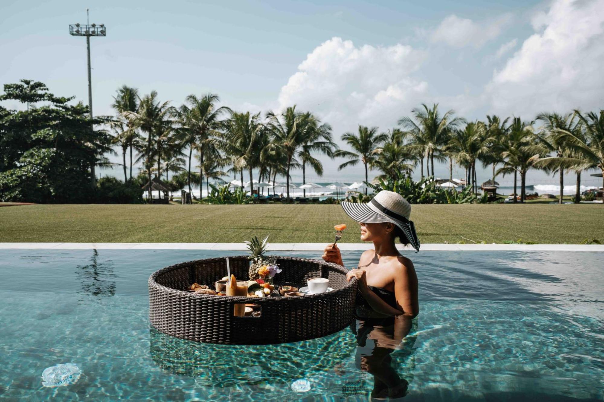 Hotel Komune&Beach Club Bali Keramas Exterior foto