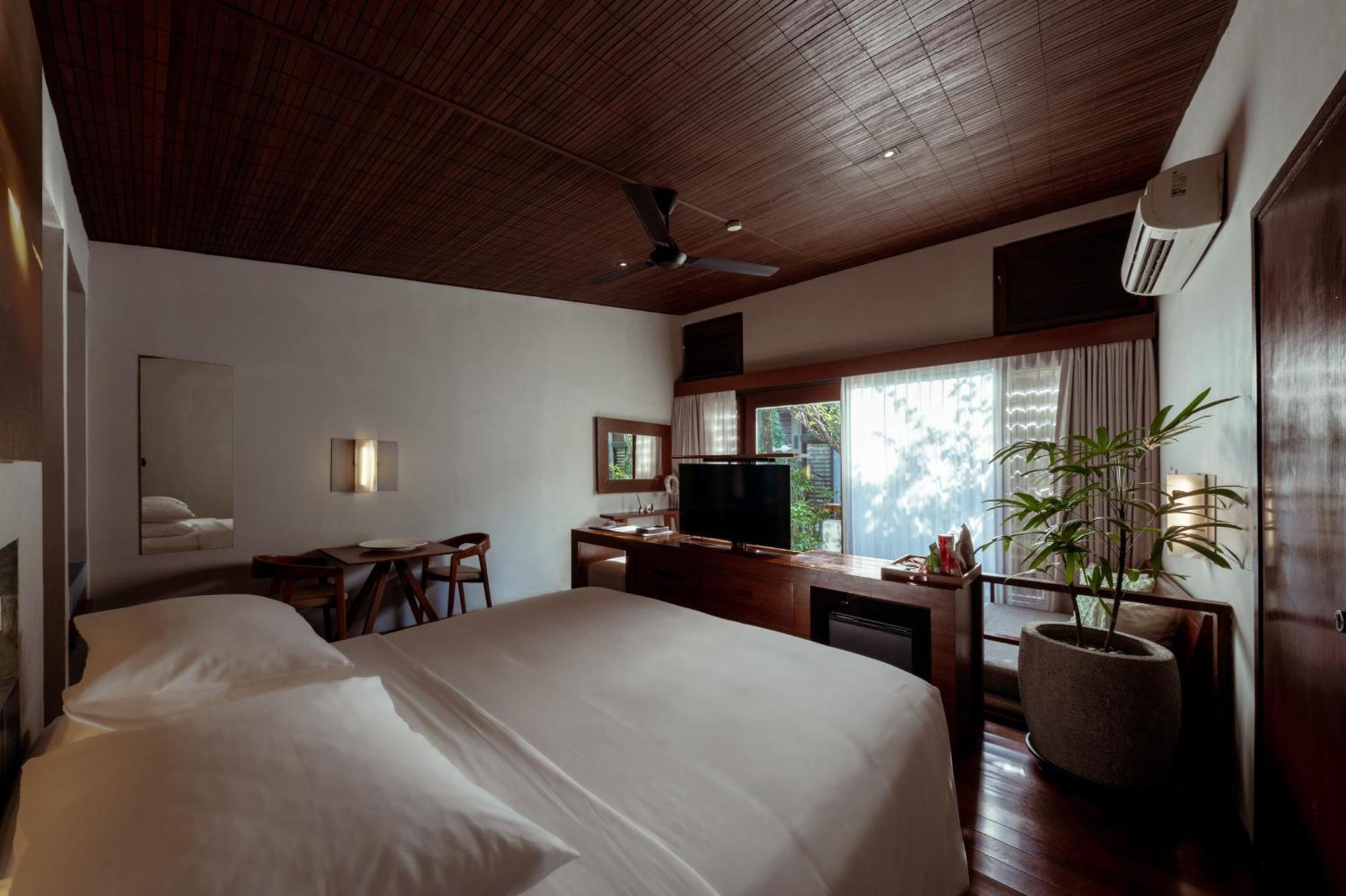 Hotel Komune&Beach Club Bali Keramas Exterior foto