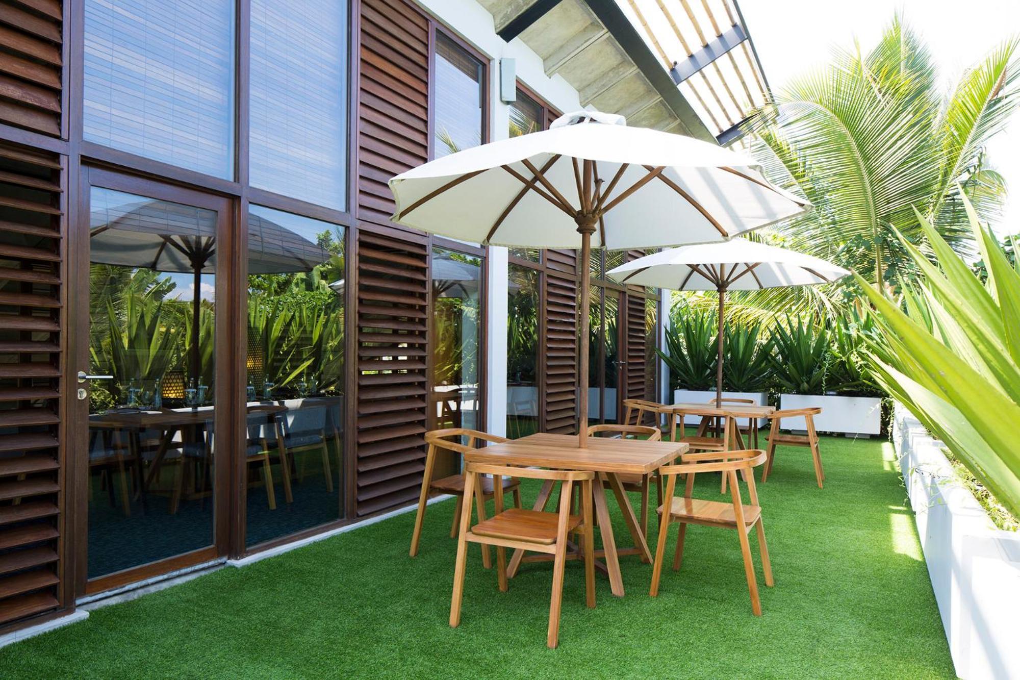 Hotel Komune&Beach Club Bali Keramas Exterior foto