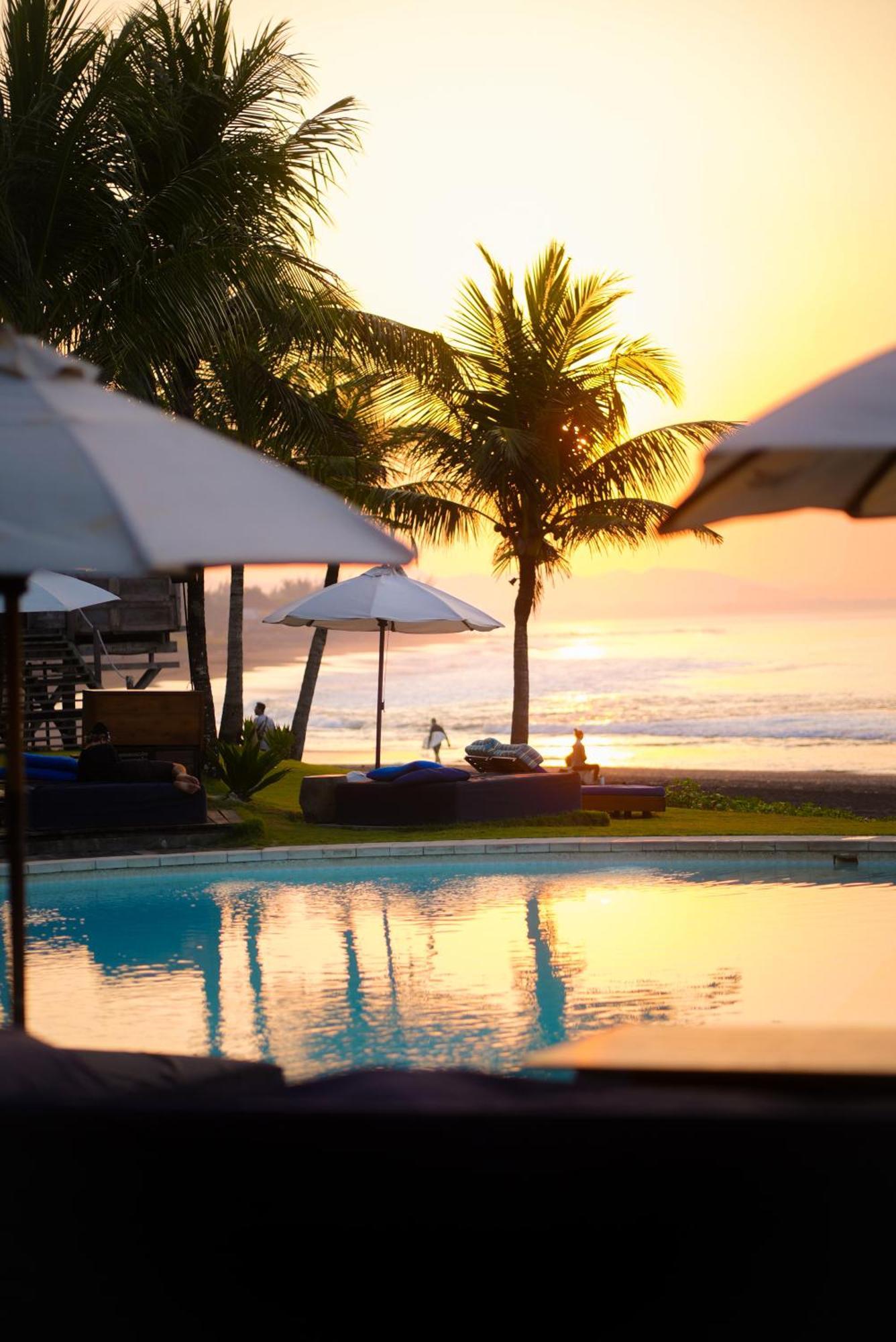Hotel Komune&Beach Club Bali Keramas Exterior foto