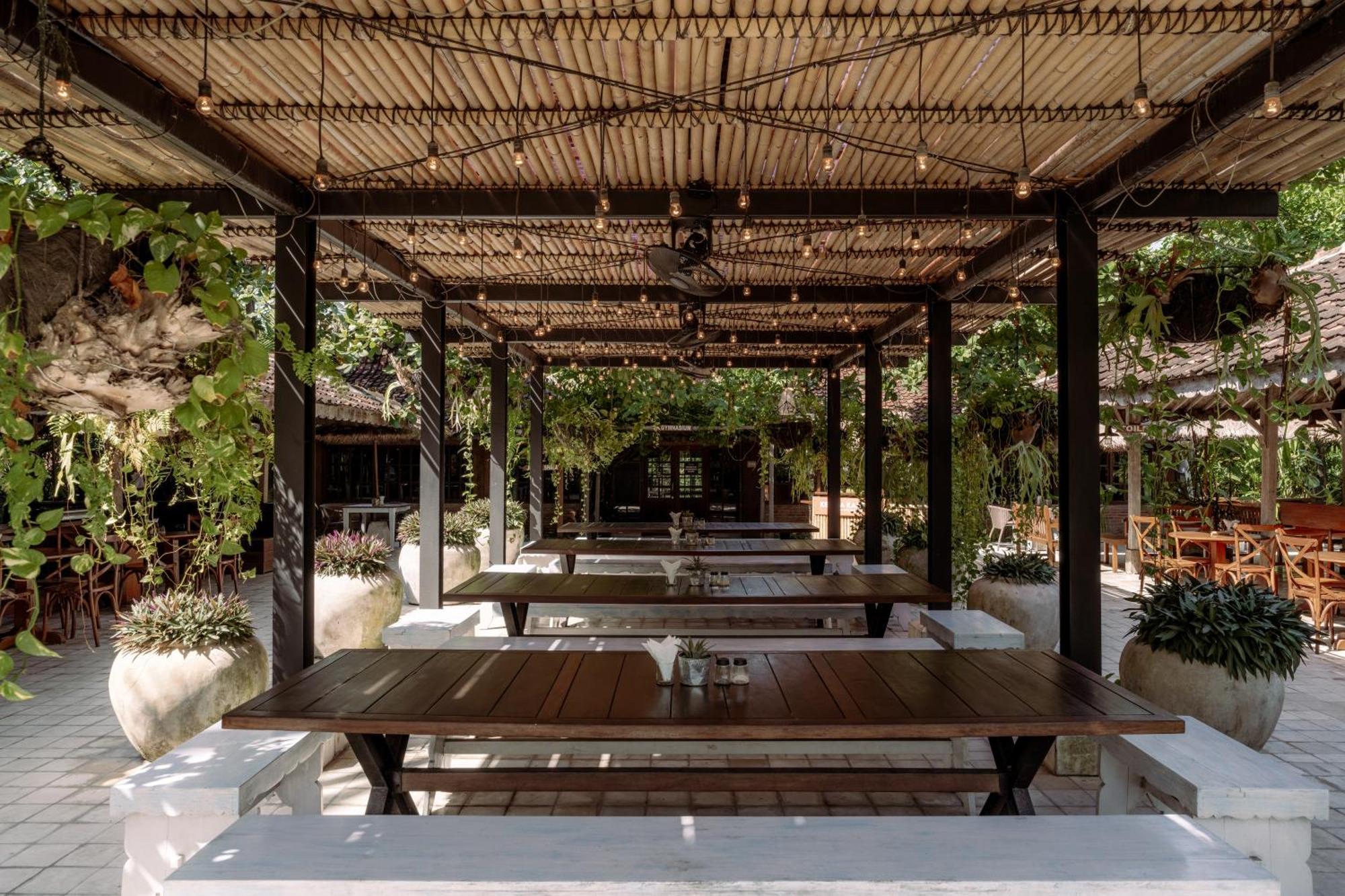 Hotel Komune&Beach Club Bali Keramas Exterior foto